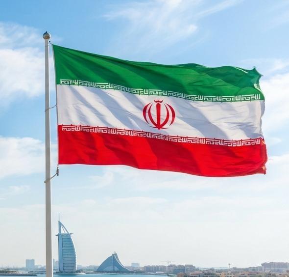 إيران تنفي إطلاق صواريخ باتجاه أراضي الإمارات