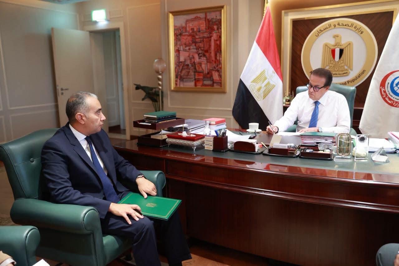 مصر تبحث إنشاء مركز طوارئ في كمبالا وتدريب الكوادر الطبية الأوغندية