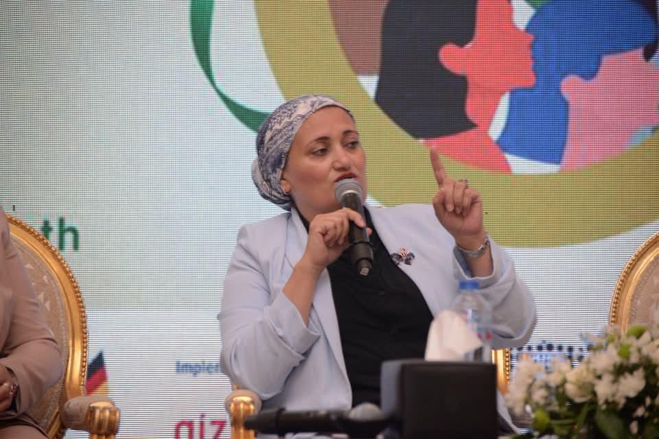 النائبة سناء السعيد تحذر من زيادة الإيجار 15%: ماذا عن المواطن الغلبان؟