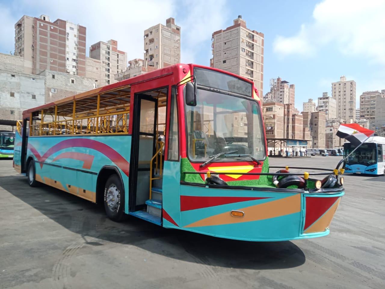 الإسكندرية تحول أتوبيسا متهالكا إلى طفطف سياحي لخدمة الزوار