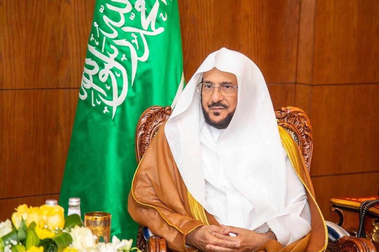 وزير الشؤون الإسلامية يوجه بتخصيص خطبة الجمعة للحديث عن فضل الصحابة