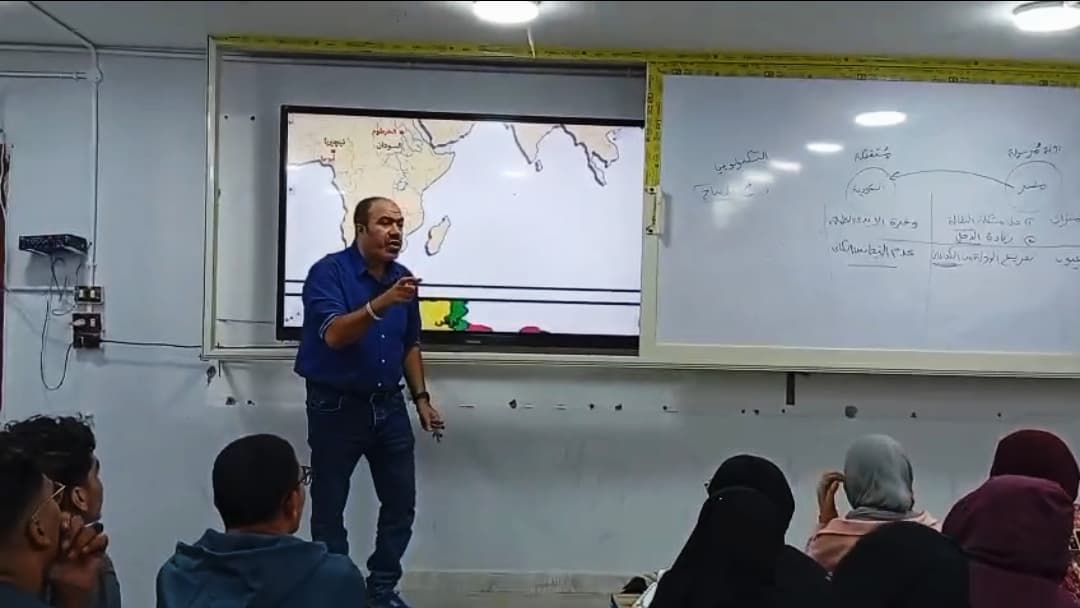 "ألغوها في أولى ثانوي.. فأنكرها الطلاب!".. دكتور جغرافيا يفتح النار على التعليم: إزاي تجهل أجيالنا "عبقري مصر" جمال حمدان؟