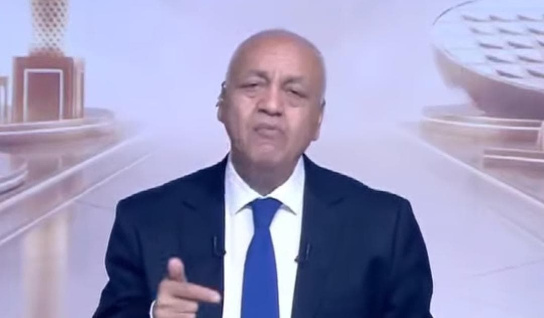 مصطفى بكري: مفيش دولة تمشي برأي واحد.. والرئيس طالب الحكومة بحل مشكلات المواطنين وكده دوره انتهى في الموضوع