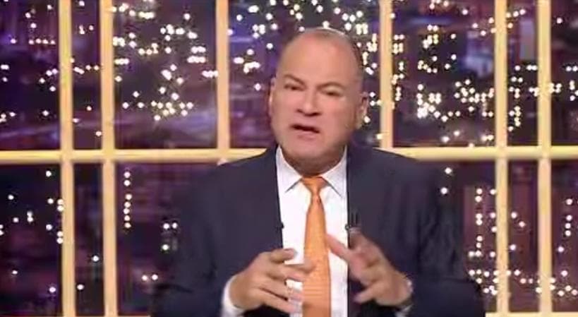 نشأت الديهي يطالب الحكومة بطمأنة المواطنين: اطلعوا قولوا مش هنزود الأسعار خلال السنة الجاية