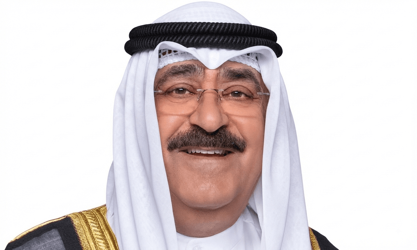أمير الكويت يستقبل ولي العهد ورئيس الوزراء وعددا من كبار المسؤولين