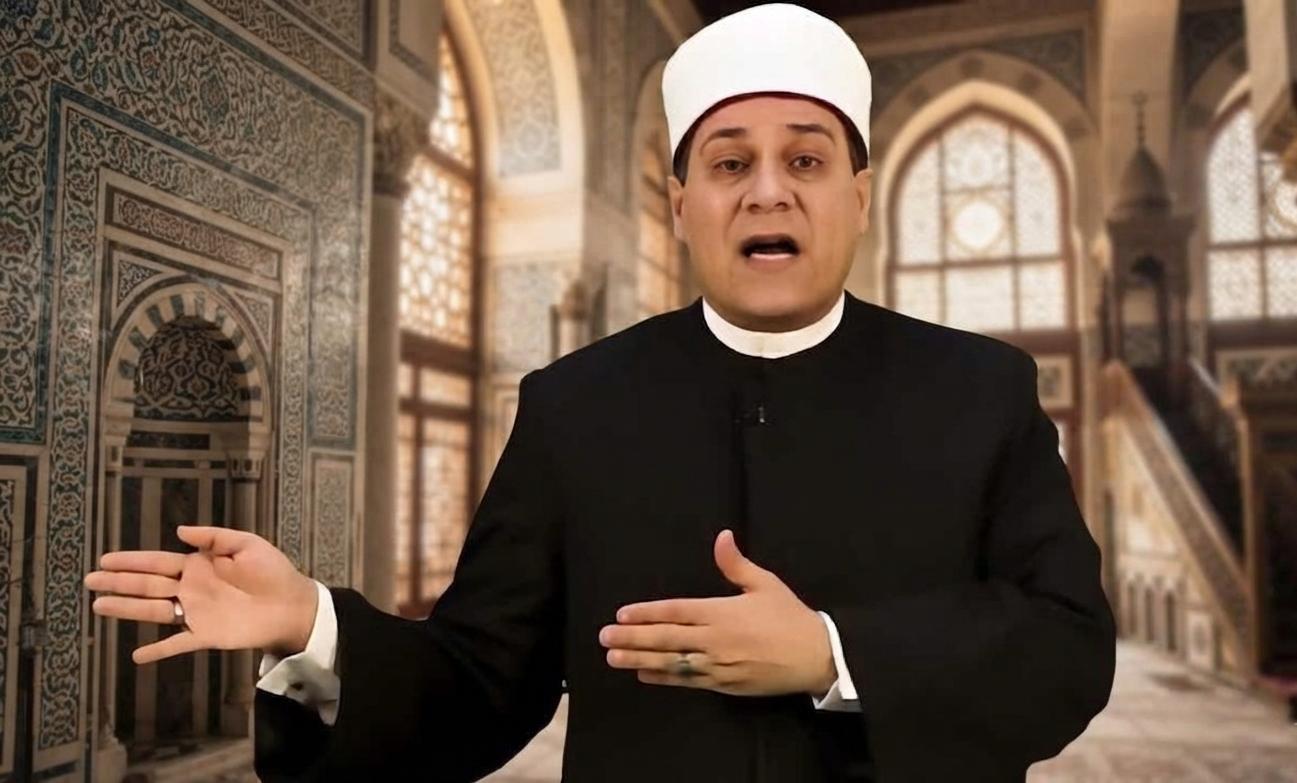 مظهر شاهين لـ«الدفتر»: يجوز للمسلم أن يقول لزميله المسيحي السلام عليكم